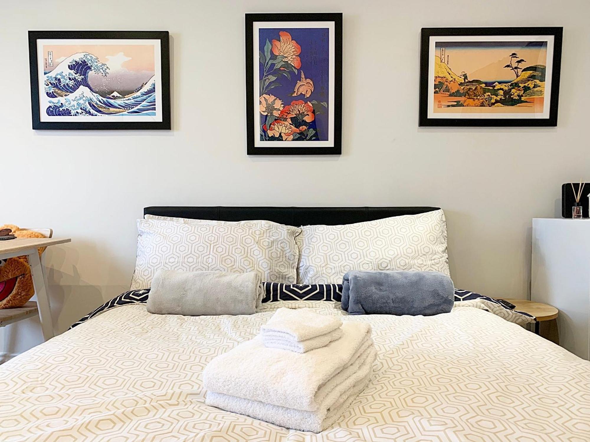 Cozytomari Apartment ลอนดอน ภายนอก รูปภาพ